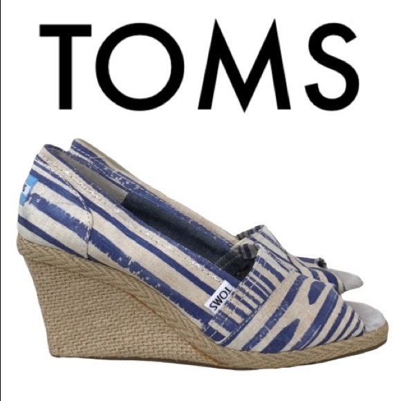 Toms Shoes - TOMS BLUE WHITE WEDGES SIZE 8
